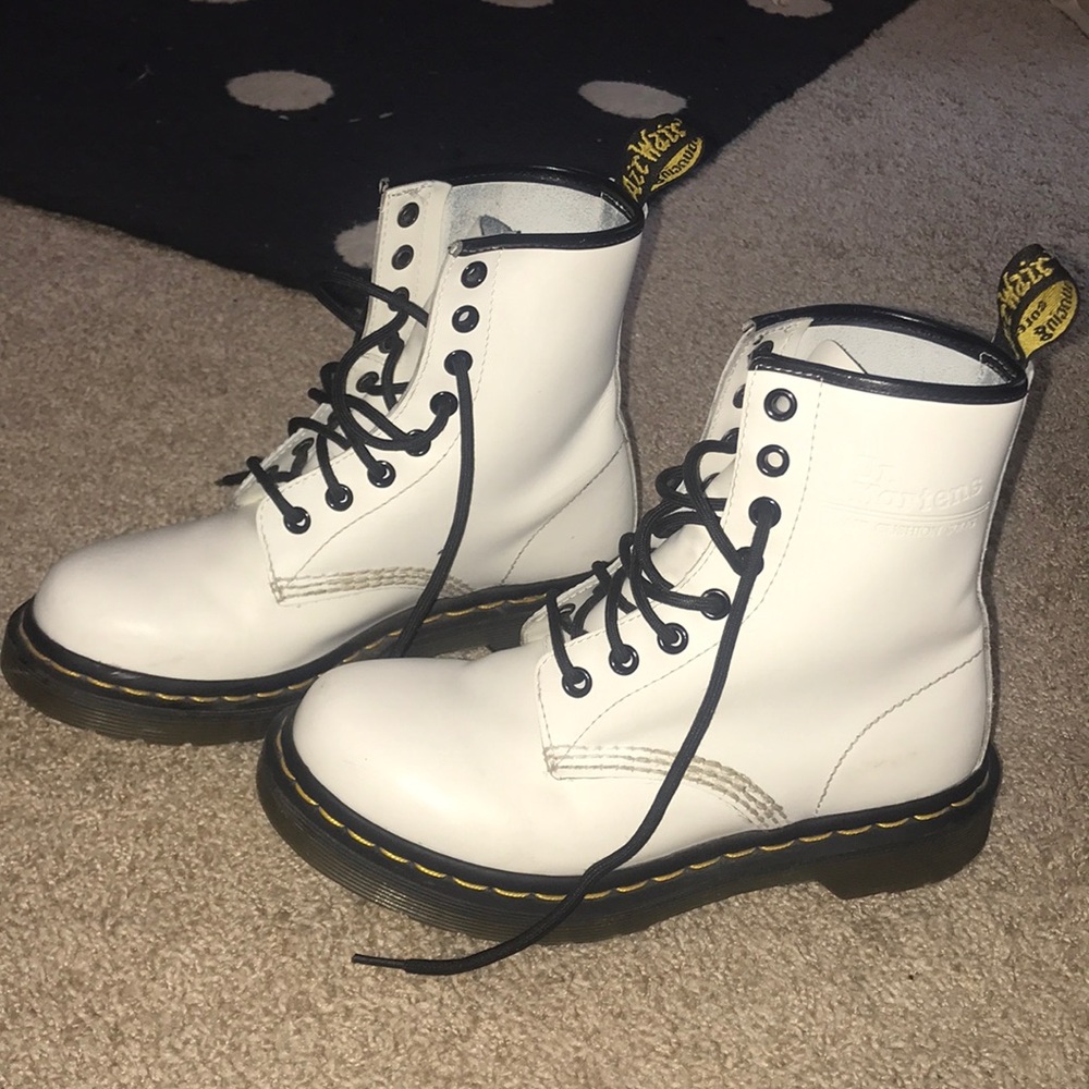 WHITE DOC MARTENS- BARELY WORN